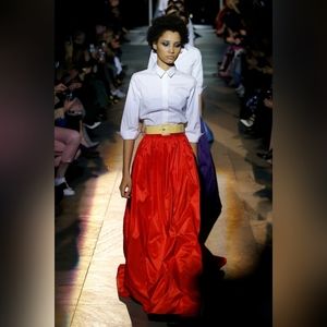 Caroline Herrera red runway skirt 8 BNWT